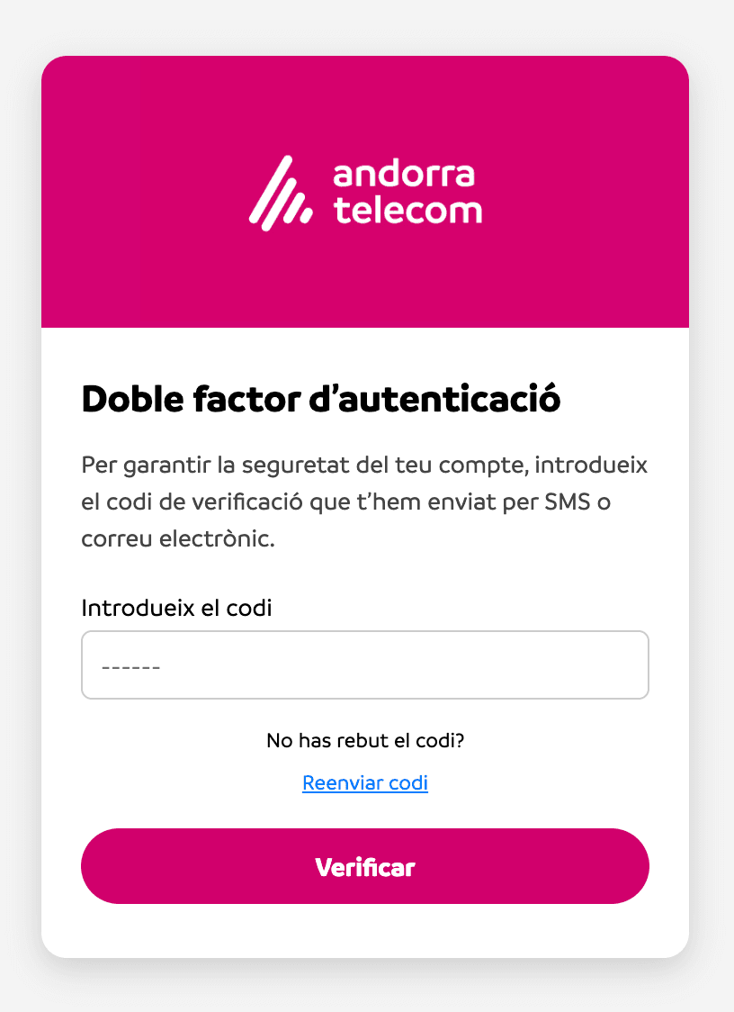 Pas 6: Per a una major seguretat introdueix el codi que rebràs, via SMS o correu electrònic, al teu iPhone (si ho tens configurat aixi a la Botiga Online)